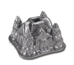 Nordic Ware® Satumetsä-kahvikakkuvuoka