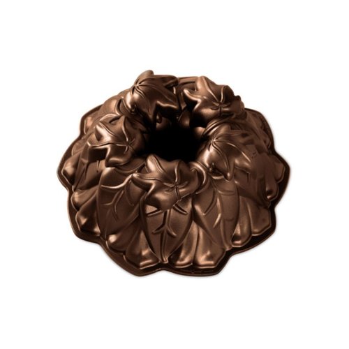 Nordic Ware® Harvest leaves-kahvikakkuvuoka  